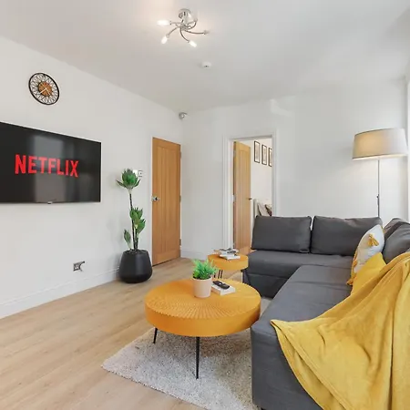 Lux 1 Bed Flat Next To Station In Tooting Apartment